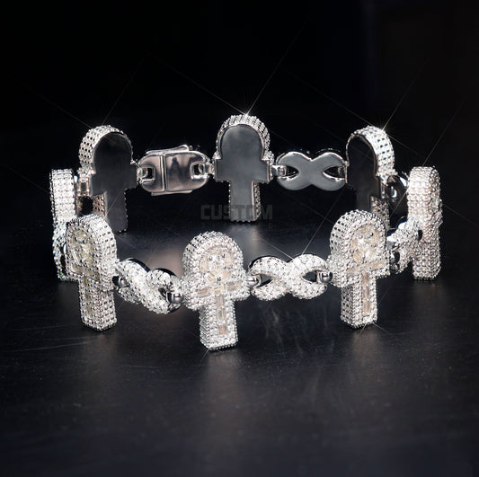 CUSTOM INFINITY LINK BRACLET