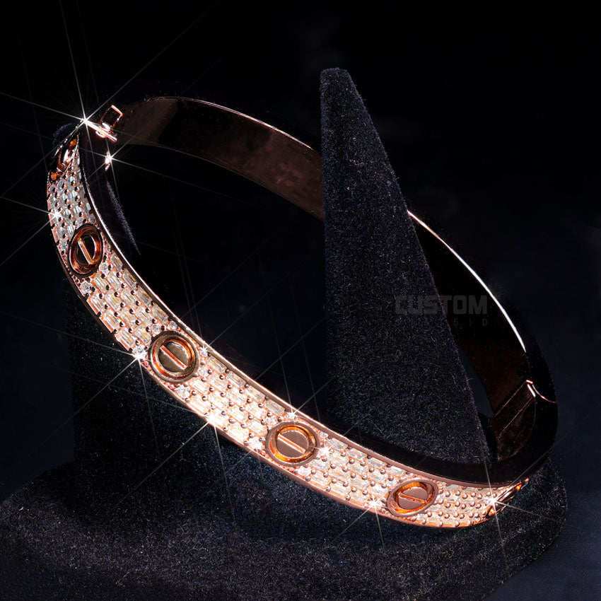 CUSTOM BAGUETTE PAVE SET SIGNATURE BANGLE